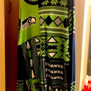 Seahawks Xmas sweater size large